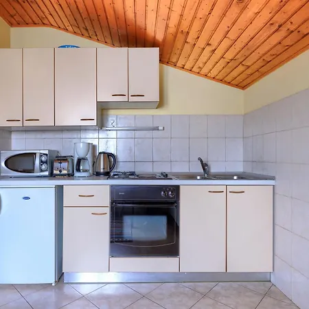 Ruza - Pul611 By Interhome Pula